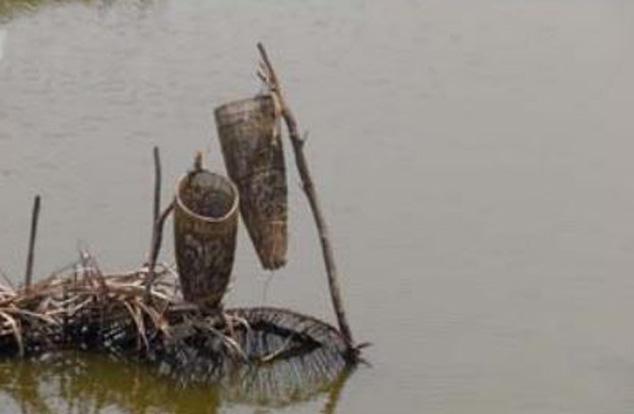 Fishing Equipment Native Ancient, Fishing Gear Made of Bamboo. Stock Image  - Image of detail, lake: 114535179