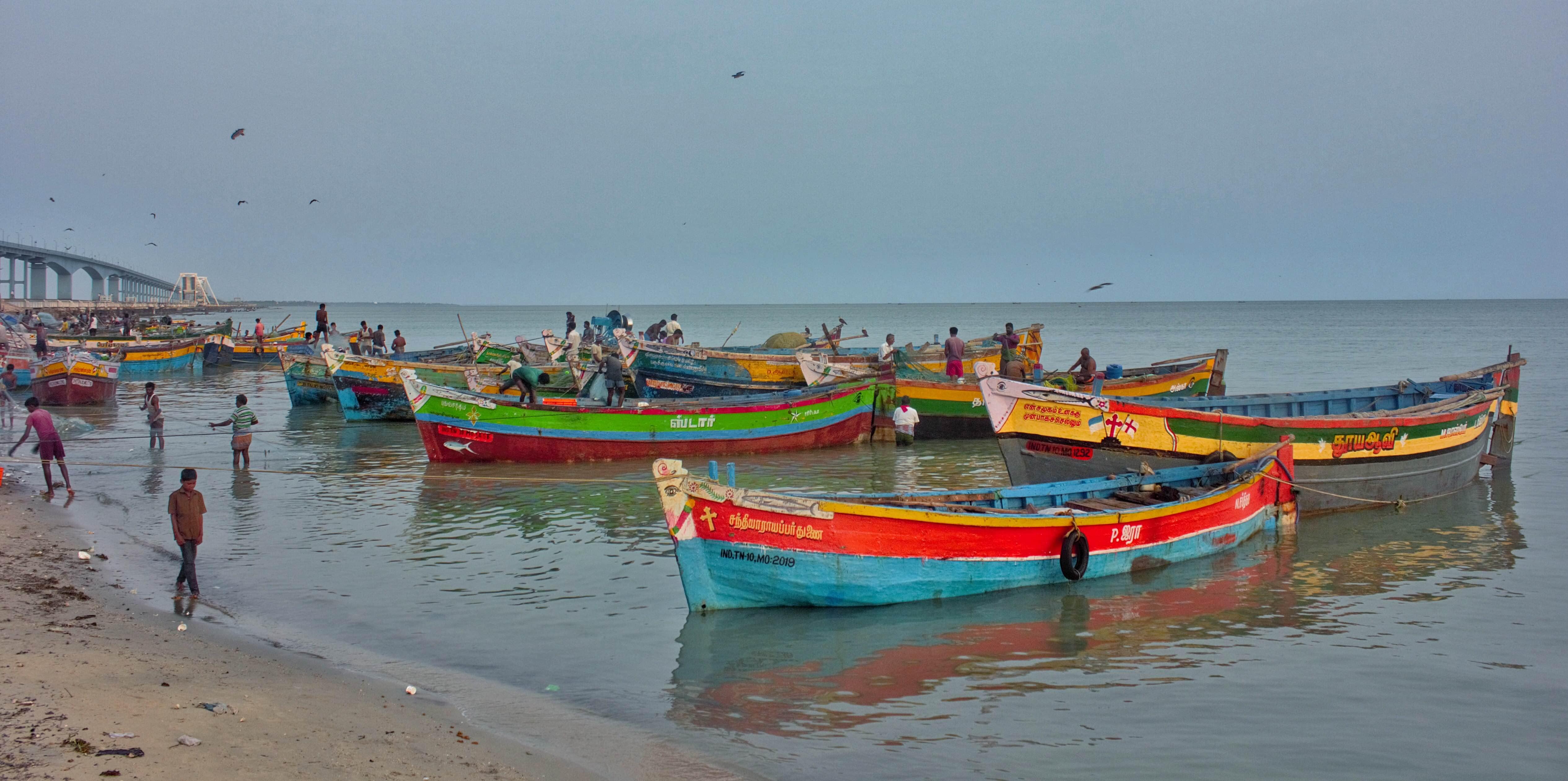 Traditional Fishing Vessels that Still Use Traditional Fishing